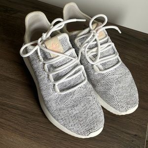 Adidas sneakers. Size 7